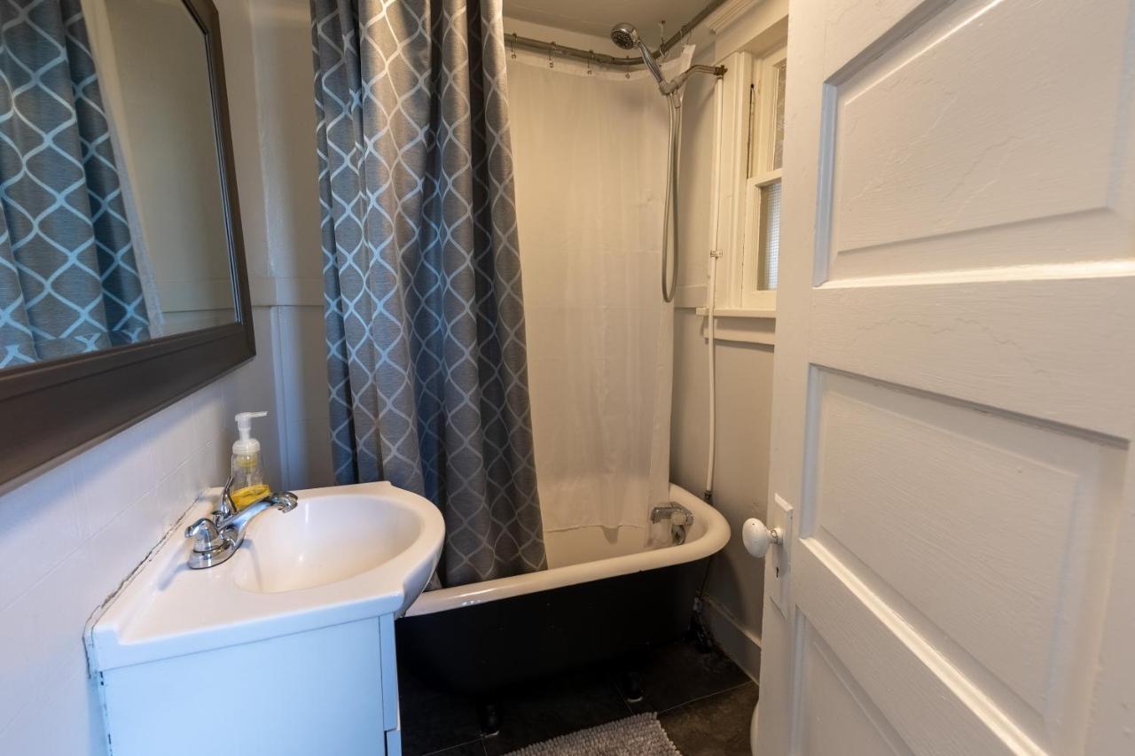 Downtown 1 Bedroom Charmer - Walk, Bike, Enjoy!! Rapid City Dış mekan fotoğraf
